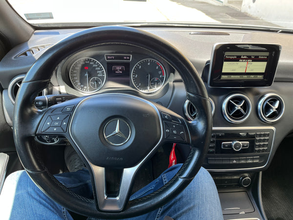 Mercedes-Benz Class A CDI 180 W176
