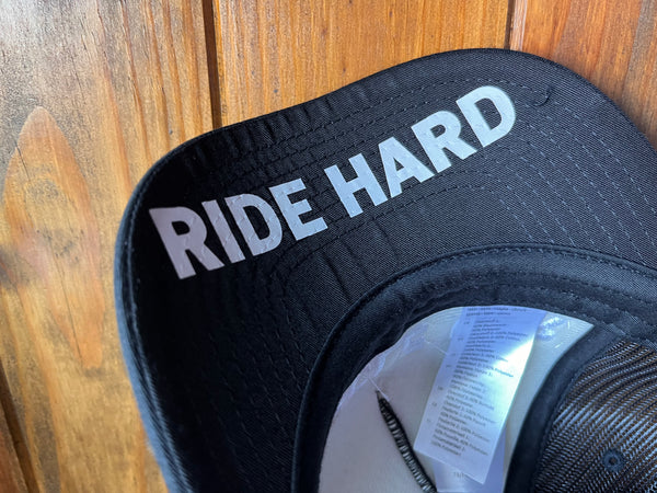 Boné Cap Trucker Muscle Car Bordado