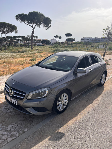 Mercedes-Benz Class A CDI 180 W176