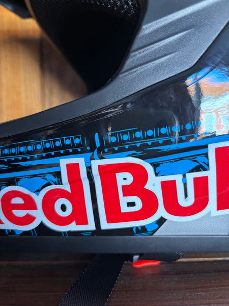 Capacete Redbull Preto