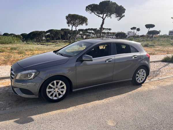 Mercedes-Benz Class A CDI 180 W176