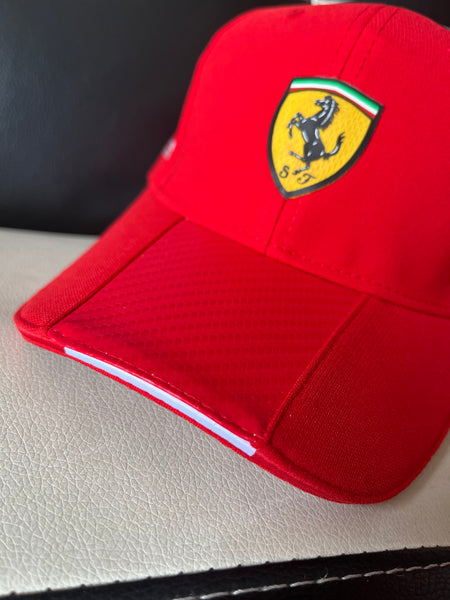 Boné Ferrari Trucker Cap Snapback Hat Gorra