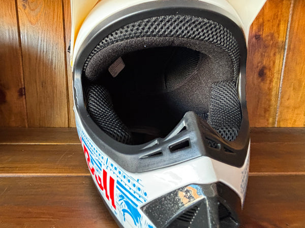 Capacete Red Bull Motocross Bmx Downhill Skate Radical Sports Helmet