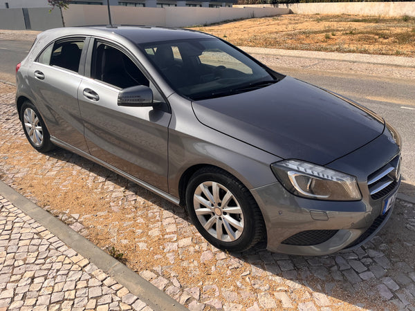 Mercedes-Benz Class A CDI 180 W176