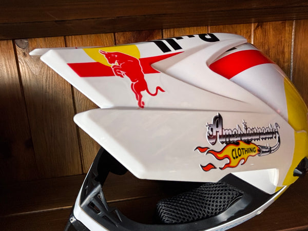 Capacete Red Bull Motocross Bmx Downhill Skate Radical Sports Helmet