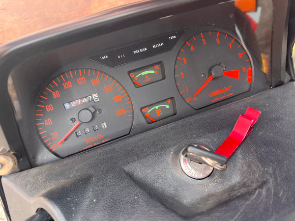 Honda CX650E (1988) – Um Ícone de Engenharia em Estado Clássico