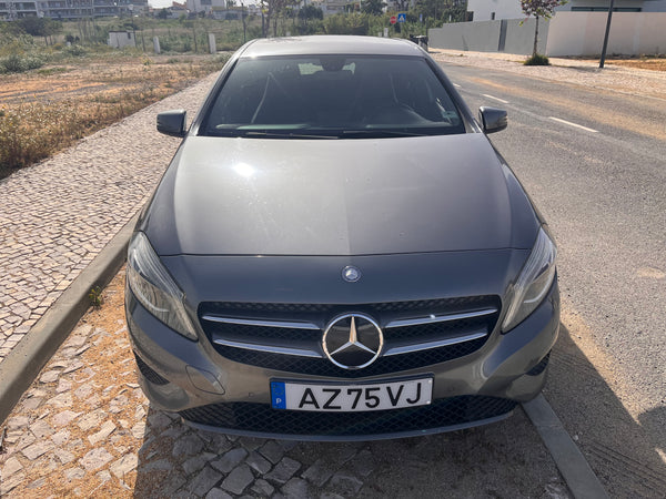 Mercedes-Benz Class A CDI 180 W176