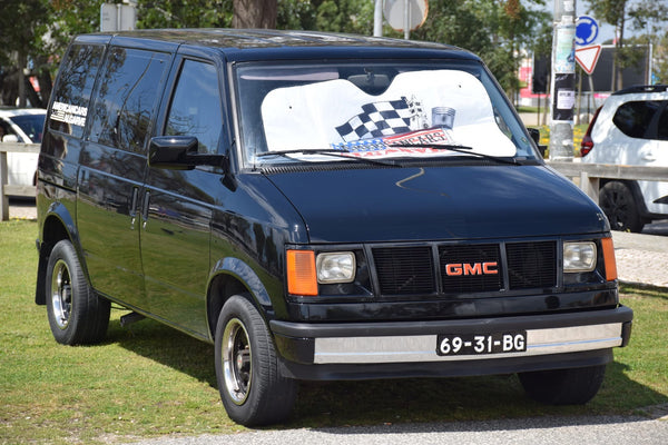 Matrícula antiga automóvel clássico preta relevo acrílica