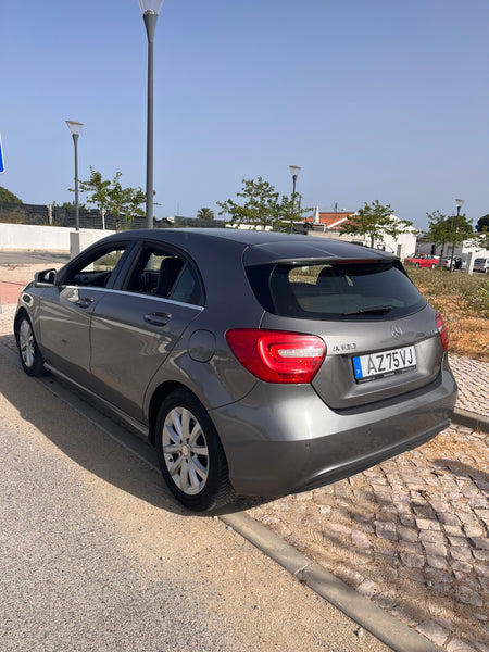 Mercedes-Benz Class A CDI 180 W176
