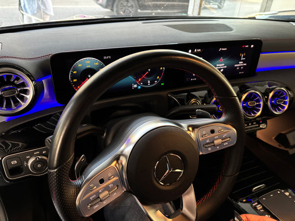 Mercedes-Benz CLA 180 Sedan AMG