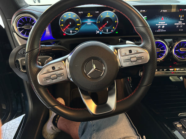 Mercedes-Benz CLA 180 Sedan AMG