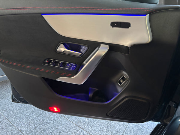 Mercedes-Benz CLA 180 Sedan AMG