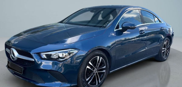 Mercedes-Benz CLA 180 Sedan AMG