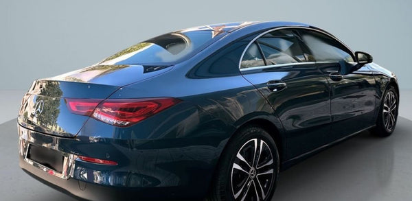 Mercedes-Benz CLA 180 Sedan AMG