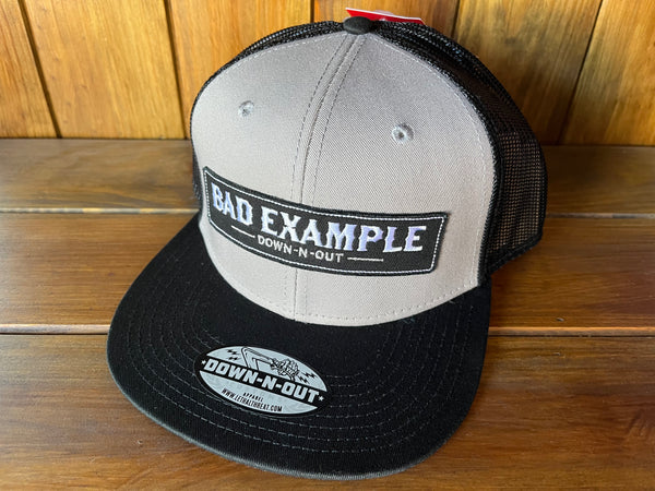 Boné Down-n-Out Chapéu Trucker Cap Hat Bad Example Snapback