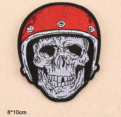 Patch Bordado capacete caveira